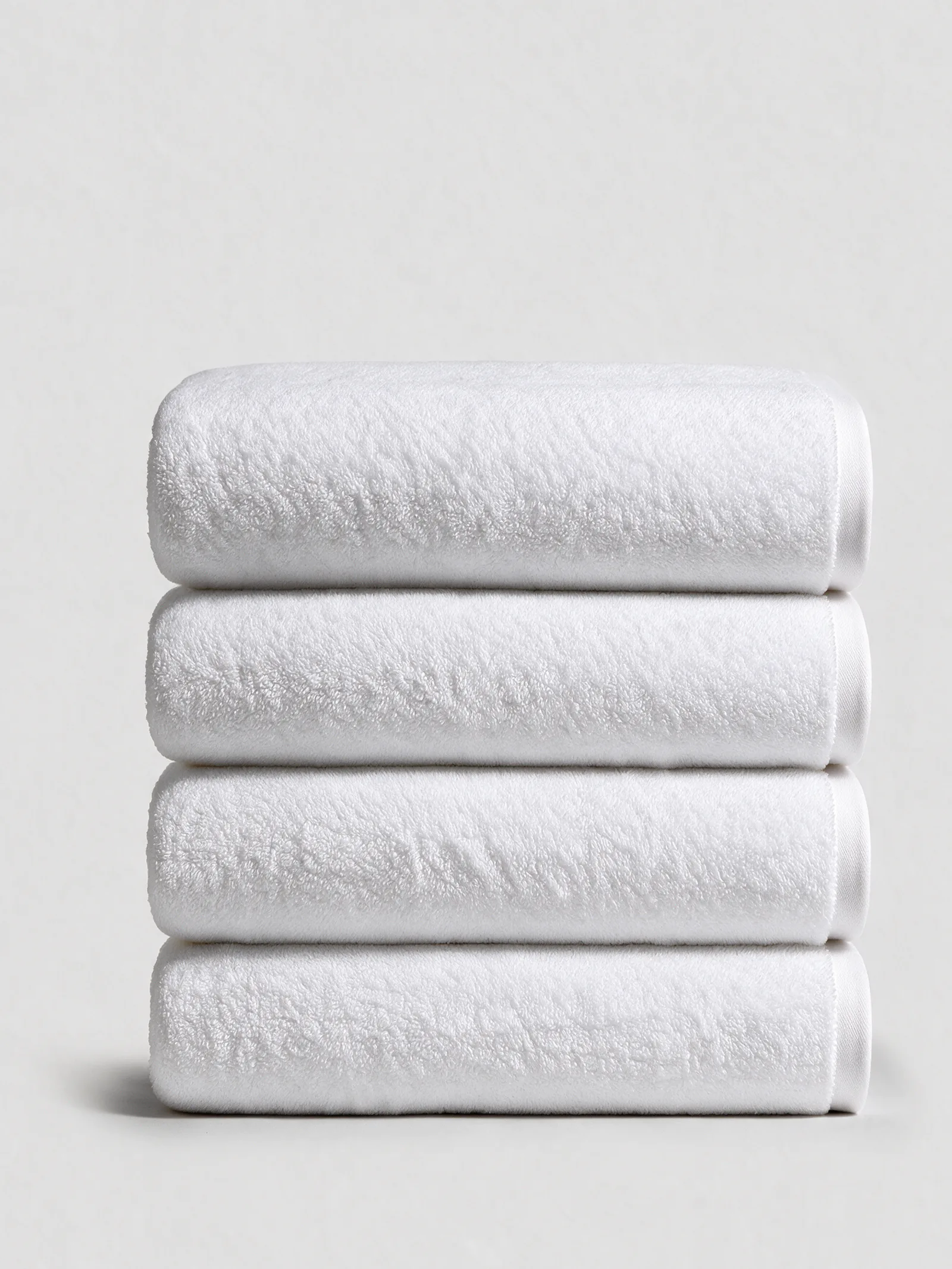 Pure White Reserve Hand Towel (Set of 4), 700 GSM Egyptian cotton